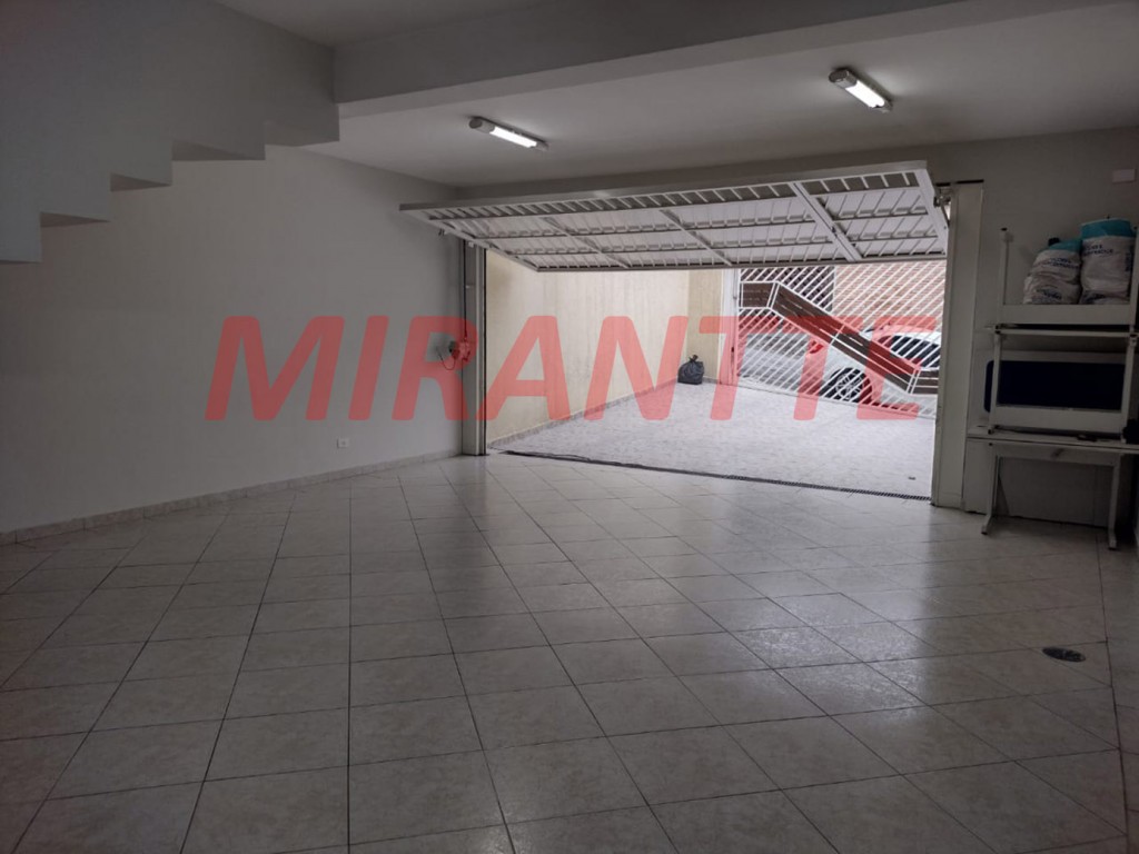 Sobrado de 240m² com 3 quartos em Vila Irmaos Arnoni
