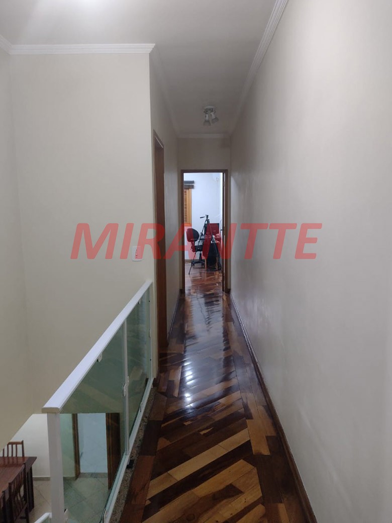Sobrado de 240m² com 3 quartos em Vila Irmaos Arnoni