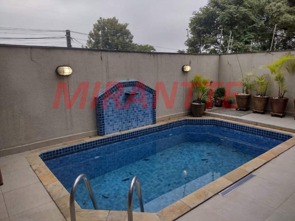 Sobrado de 240m² com 3 quartos em Vila Irmaos Arnoni