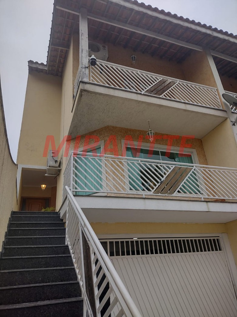 Sobrado de 240m² com 3 quartos em Vila Irmaos Arnoni