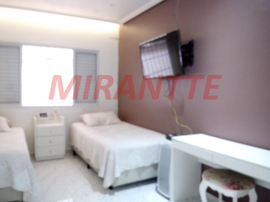 Sobrado de 195m² com 4 quartos em Casa Verde
