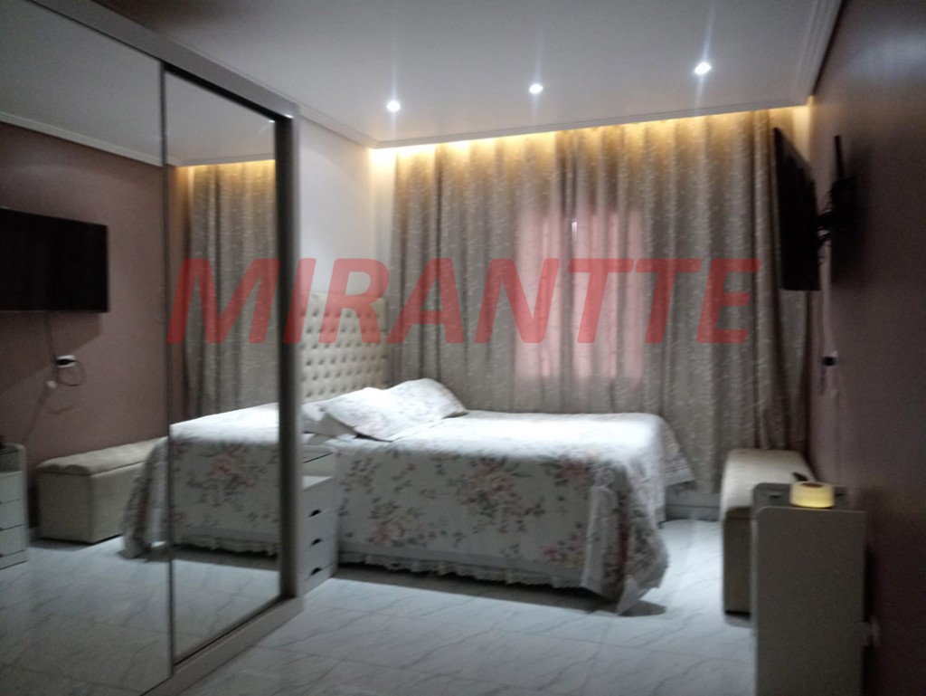 Sobrado de 195m² com 4 quartos em Casa Verde