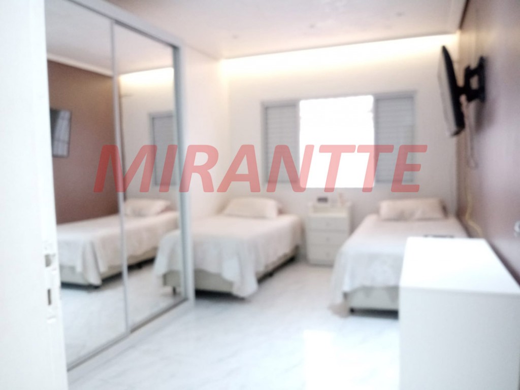 Sobrado de 195m² com 4 quartos em Casa Verde