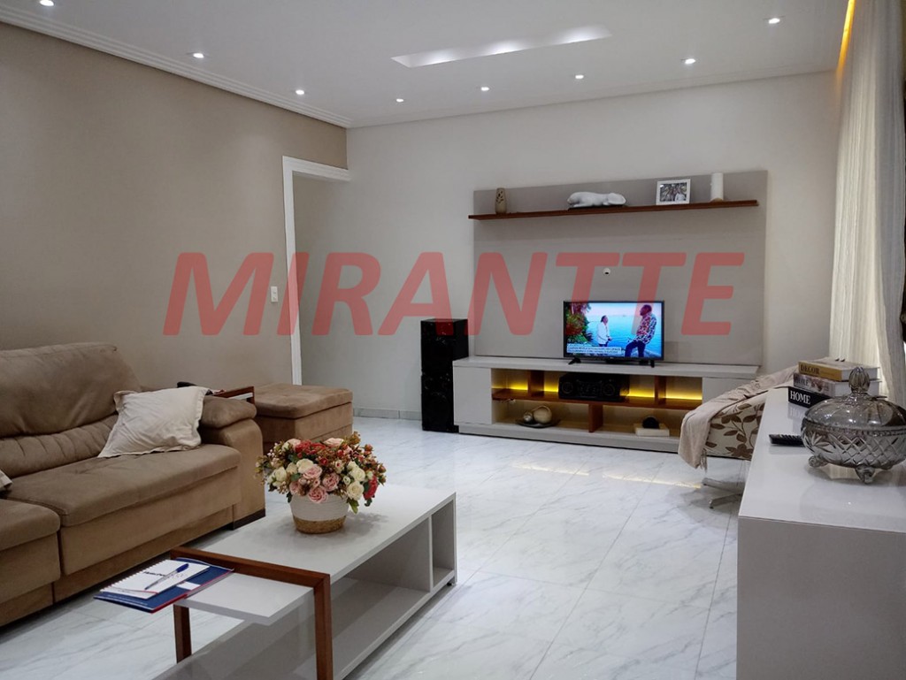 Sobrado de 195m² com 4 quartos em Casa Verde