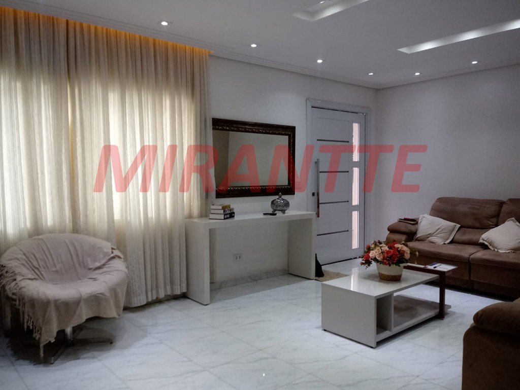 Sobrado de 195m² com 4 quartos em Casa Verde