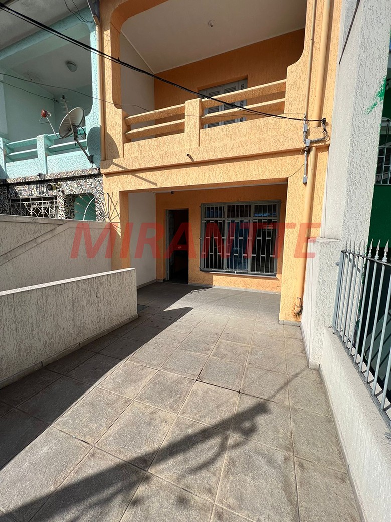 Sobrado de 147m² com 3 quartos em Santana