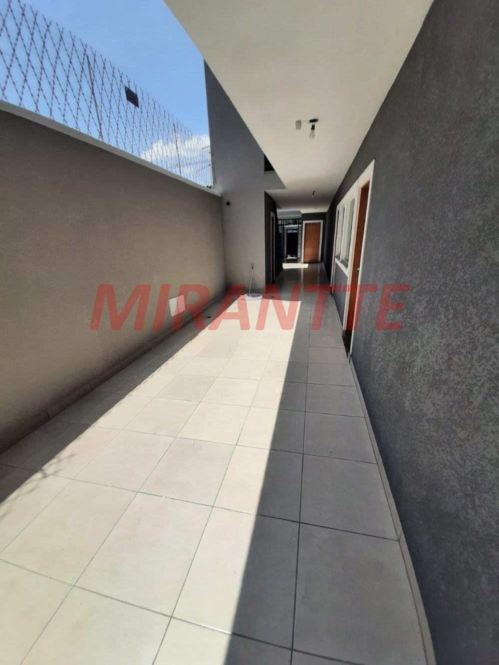 Apartamento de 76.5m² com 2 quartos em Jaçana
