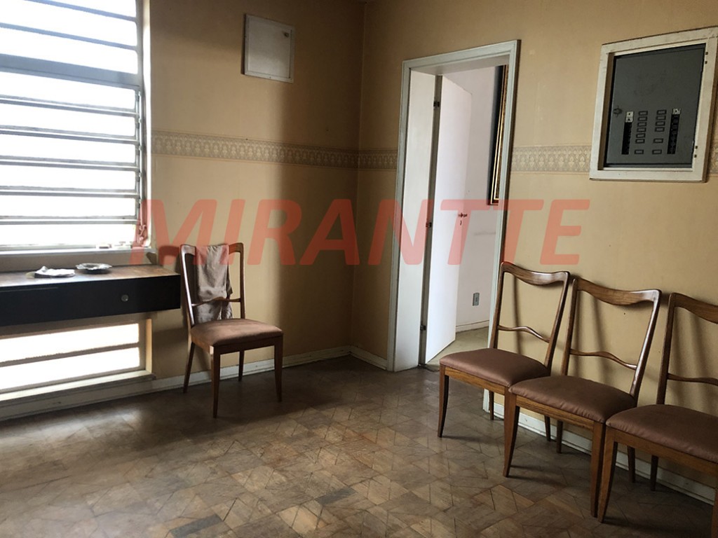 Sobrado de 240m² com 3 quartos em Jardim São Bento