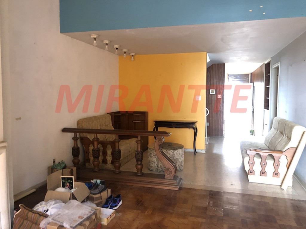 Sobrado de 240m² com 3 quartos em Jardim São Bento