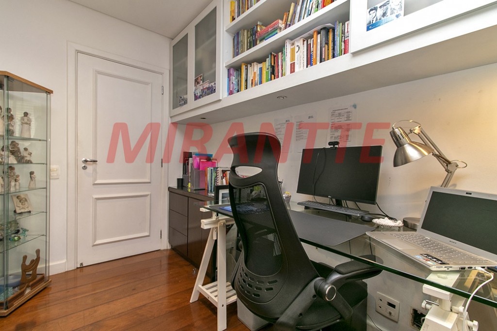 Apartamento de 285m² com 4 quartos em Morumbi