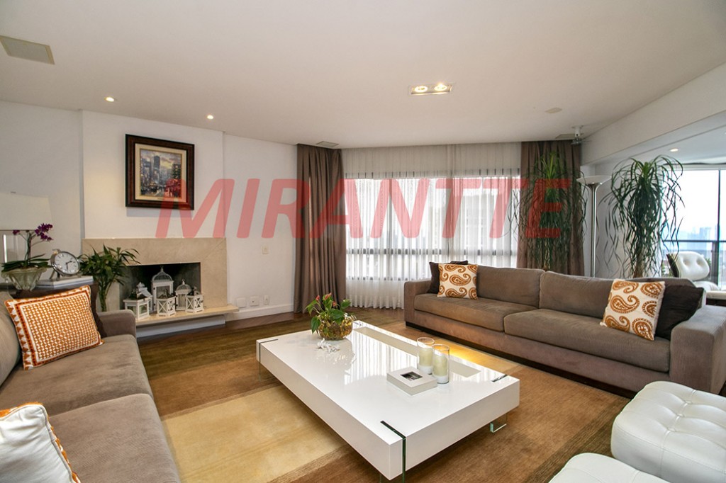 Apartamento de 285m² com 4 quartos em Morumbi
