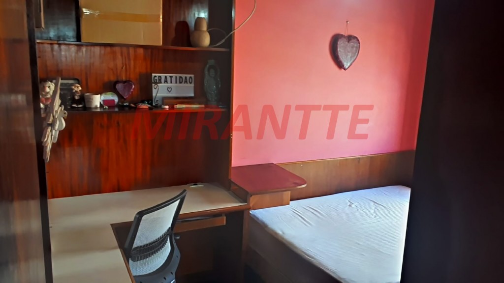 Sobrado de 220m² com 4 quartos em Jardim Peri