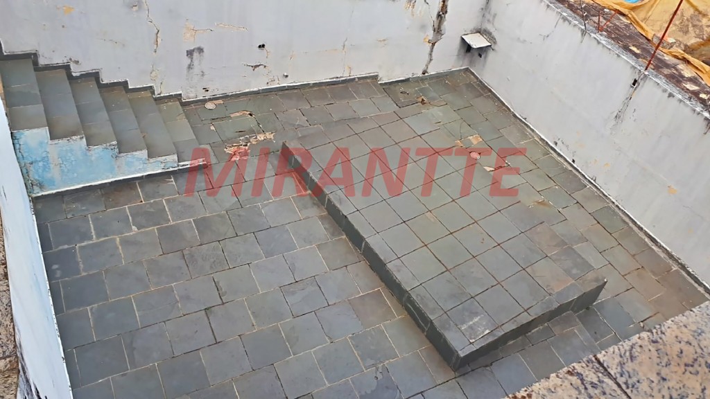 Sobrado de 220m² com 4 quartos em Jardim Peri