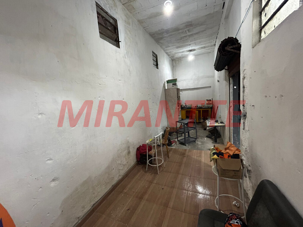 Comercial de 693m² em Casa Verde
