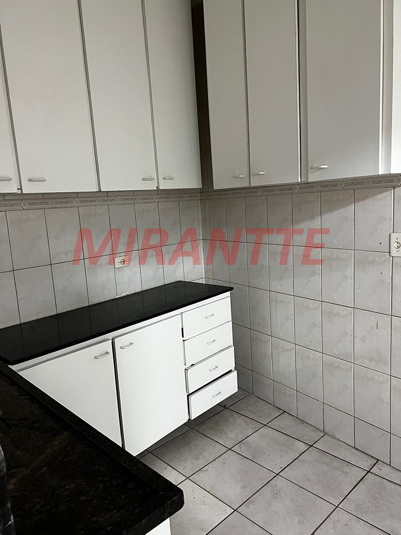 Sobrado de 100m² com 3 quartos em Vila Mazzei