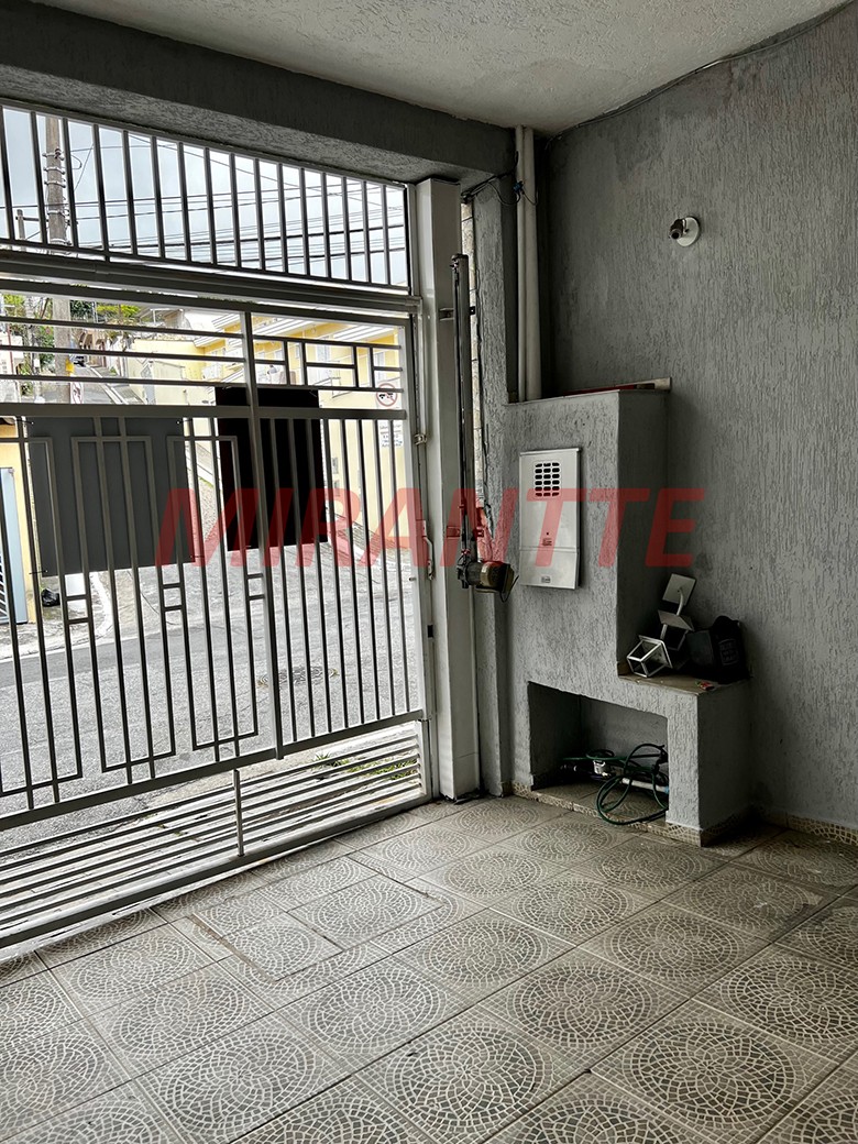 Sobrado de 100m² com 3 quartos em Vila Mazzei