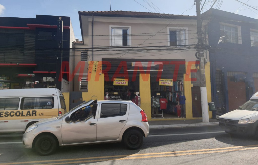 Comercial de 420m² em Água Fria