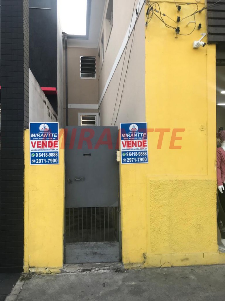 Comercial de 420m² em Água Fria