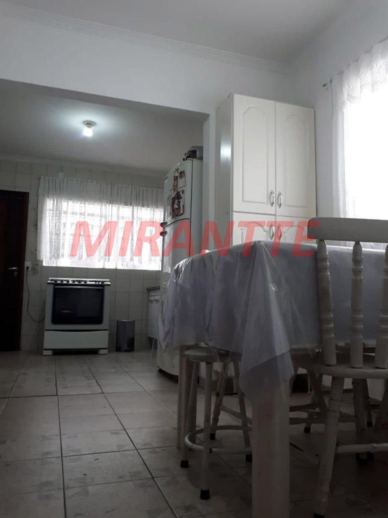 Sobrado de 181m² com 3 quartos em Chora Menino