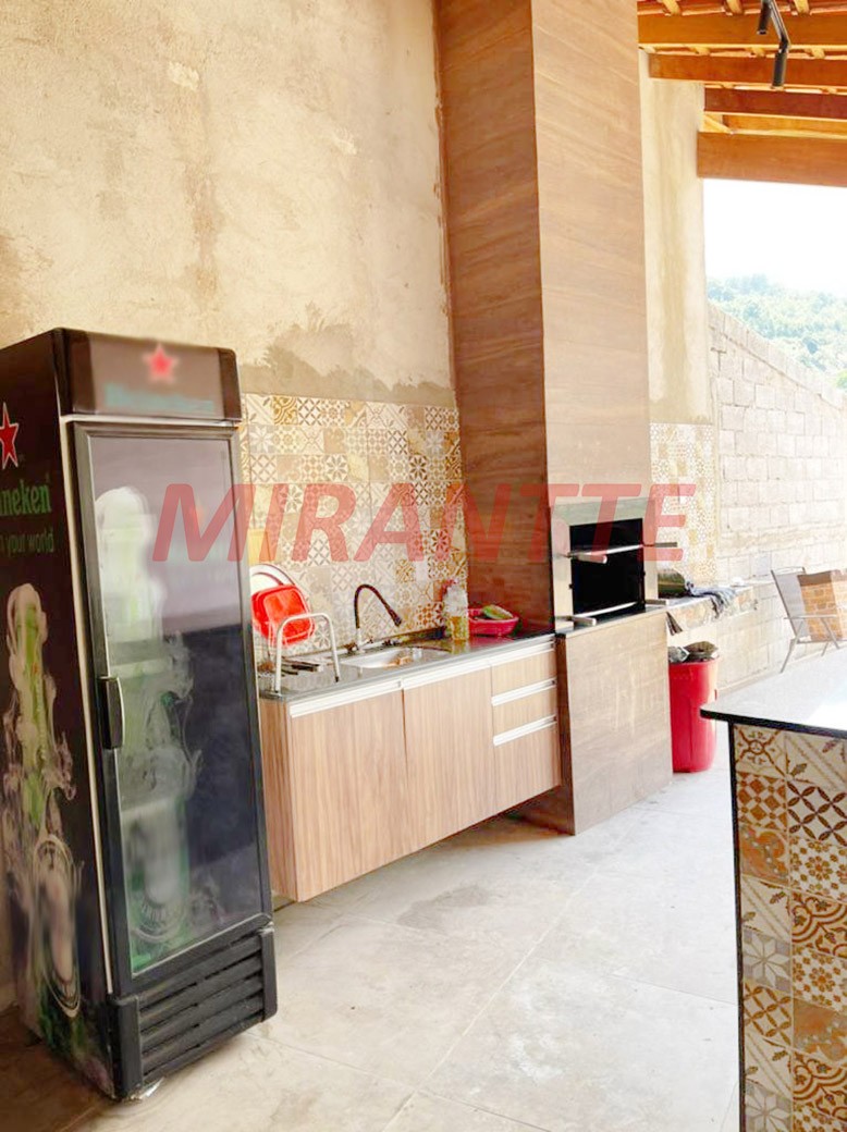 Chácara de 350m² com 2 quartos em Nazaré Paulista