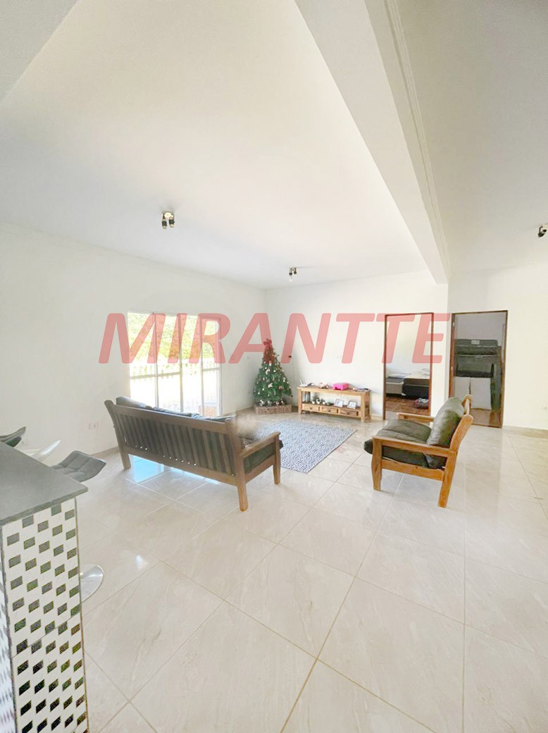 Chácara de 350m² com 2 quartos em Nazaré Paulista