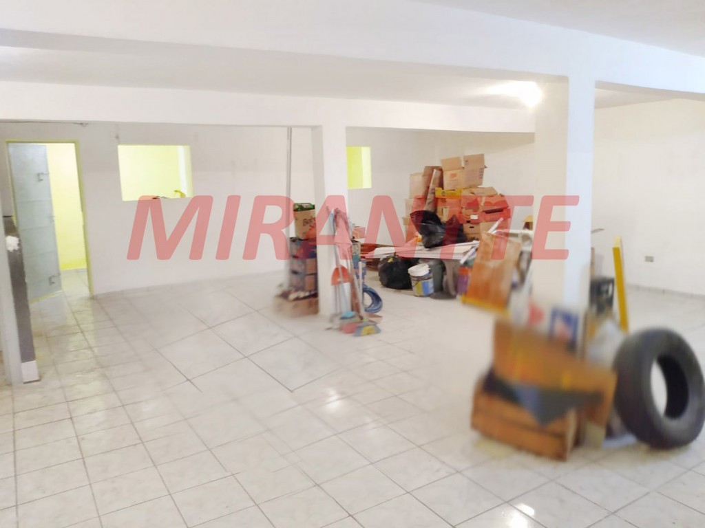 Comercial de 255m² em Vila Augusta
