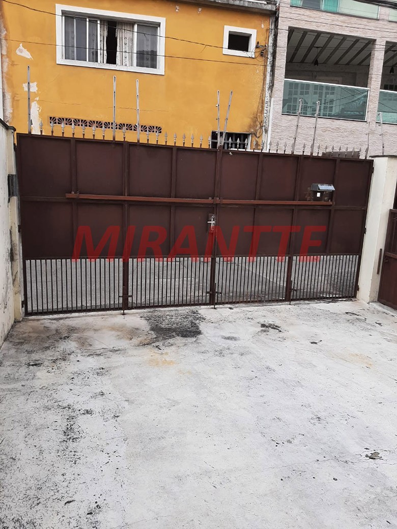 Sobrado de 254m² com 2 quartos em Horto Florestal