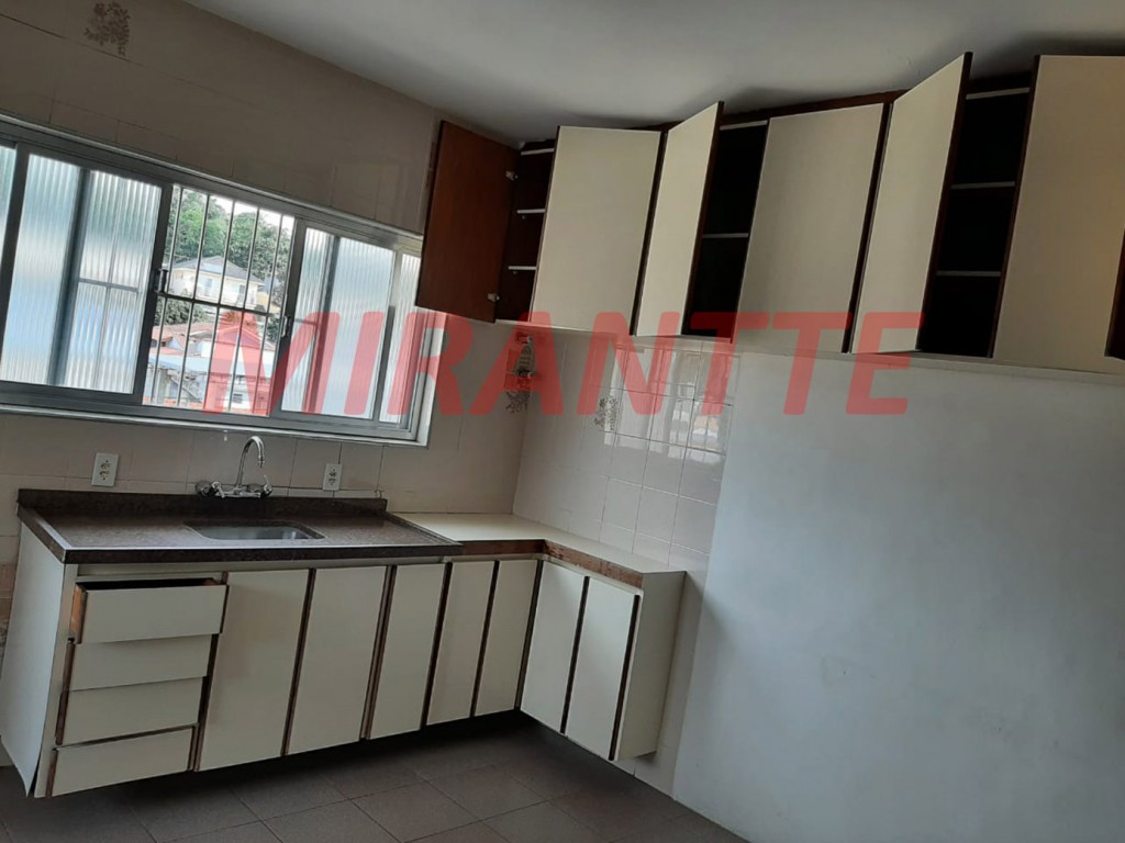 Sobrado de 254m² com 2 quartos em Horto Florestal
