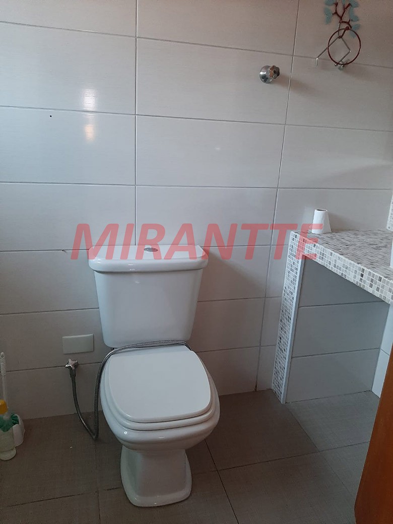 Sobrado de 254m² com 2 quartos em Horto Florestal