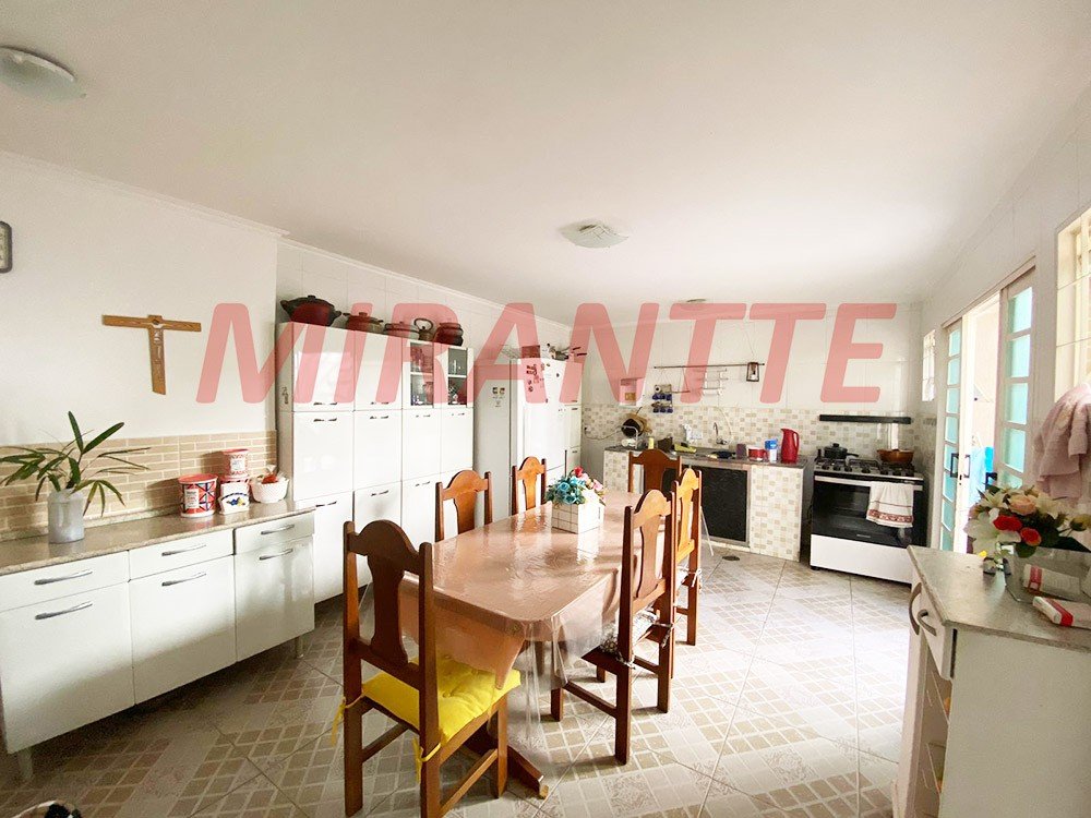 Casa terrea de 52m² com 4 quartos em Vila Pedra Branca