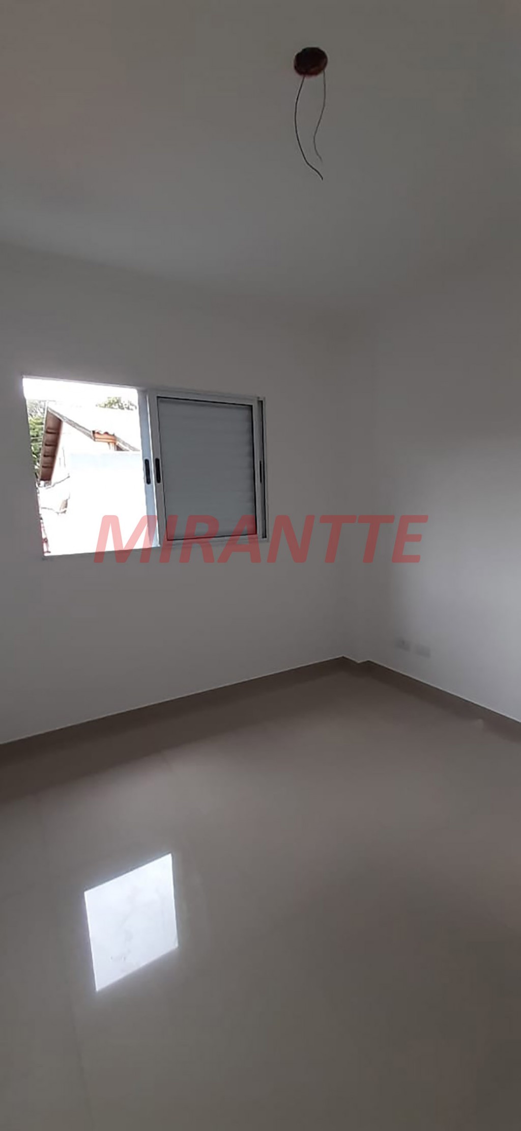 Sobrado de 140m² com 3 quartos em Jardim Regina