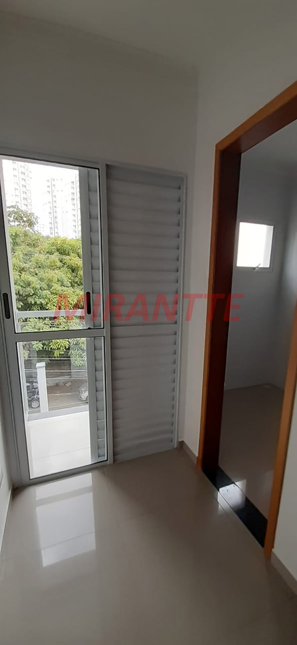 Sobrado de 140m² com 3 quartos em Jardim Regina