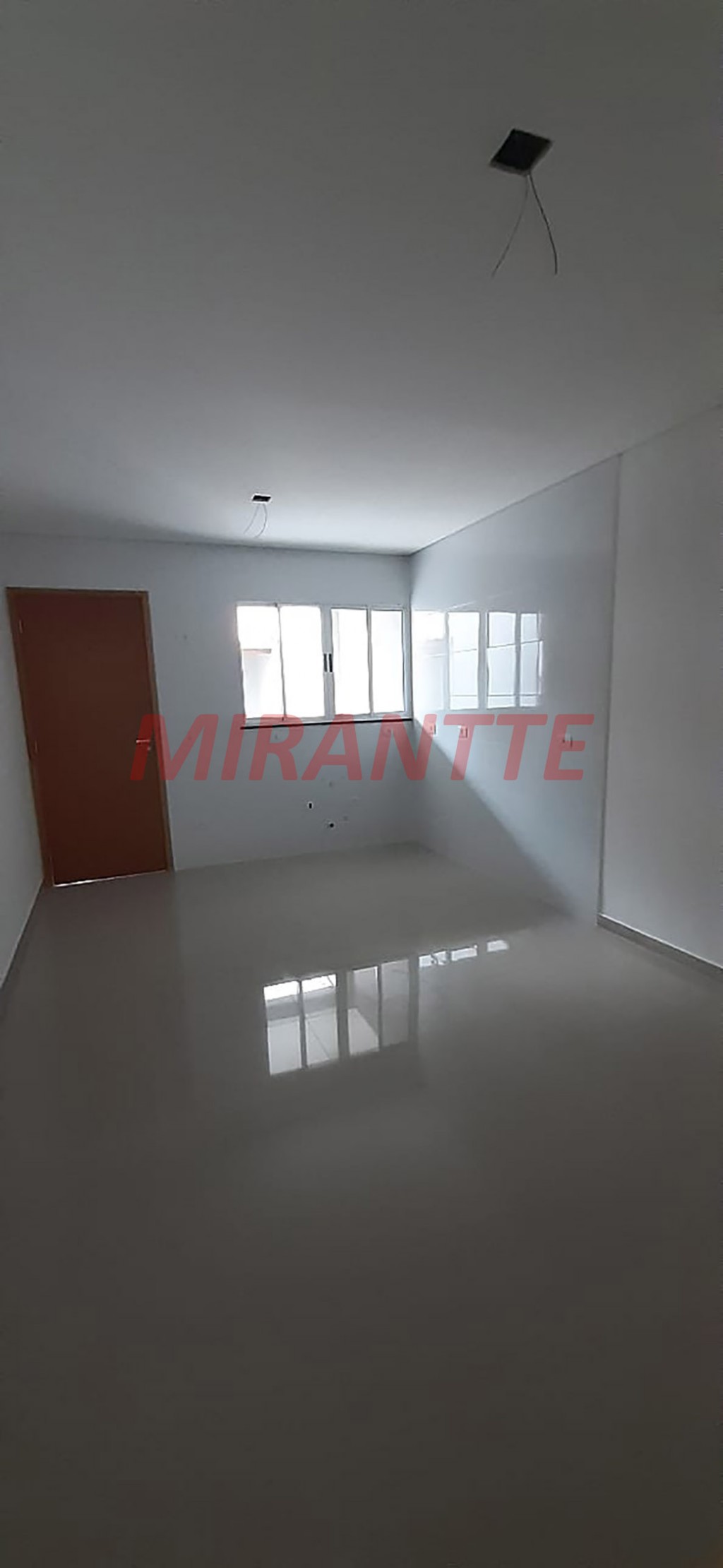 Sobrado de 140m² com 3 quartos em Jardim Regina