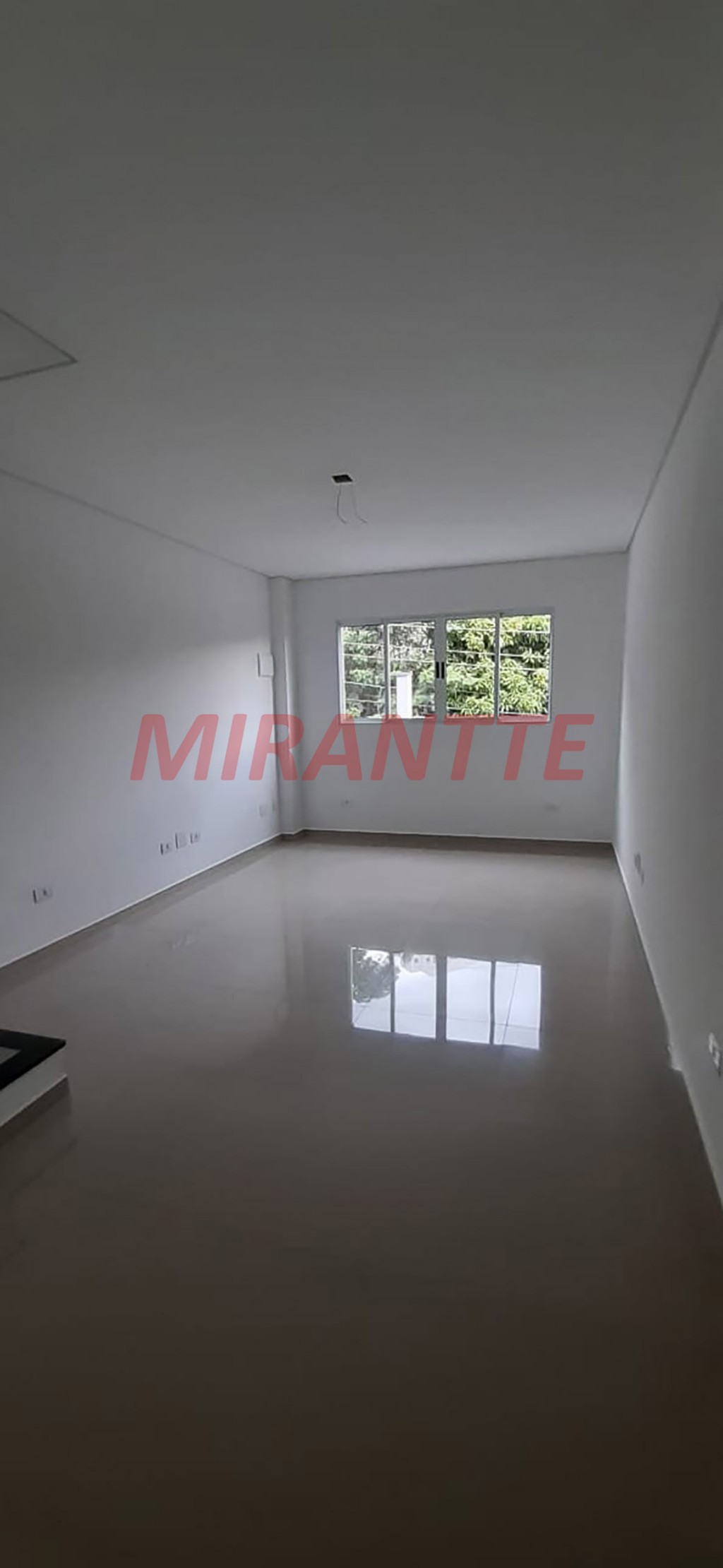 Sobrado de 140m² com 3 quartos em Jardim Regina