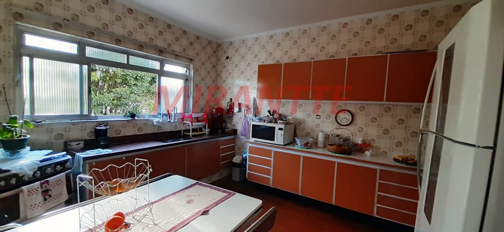 Sobrado de 180m² com 3 quartos em Jardim Kherlakian