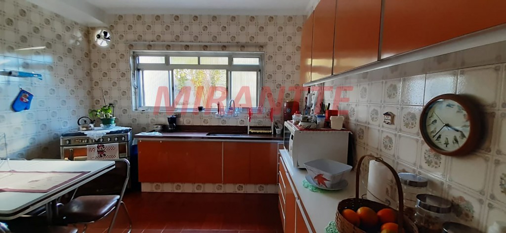 Sobrado de 180m² com 3 quartos em Jardim Kherlakian