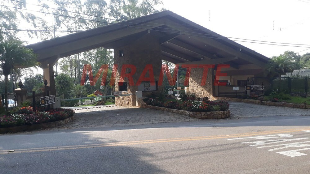 Terreno de 929m² em PARQUE IMPERIAL