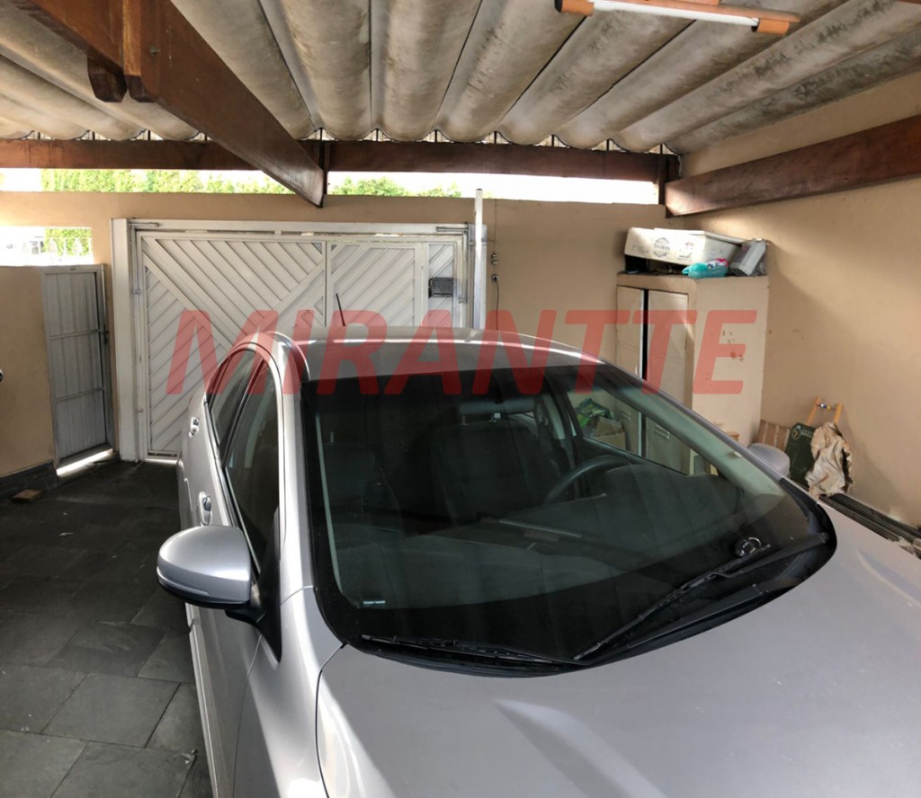 Sobrado de 250m² com 4 quartos em Vila Romero