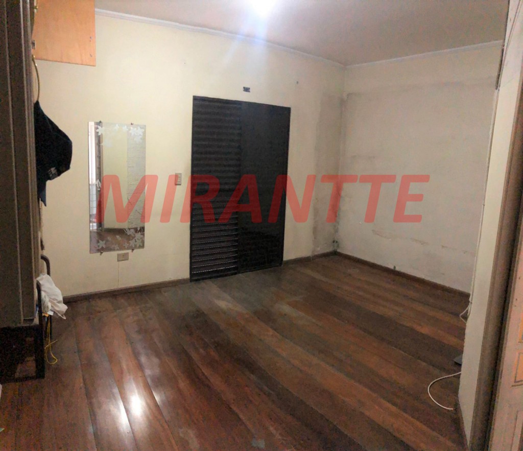 Sobrado de 250m² com 4 quartos em Vila Romero