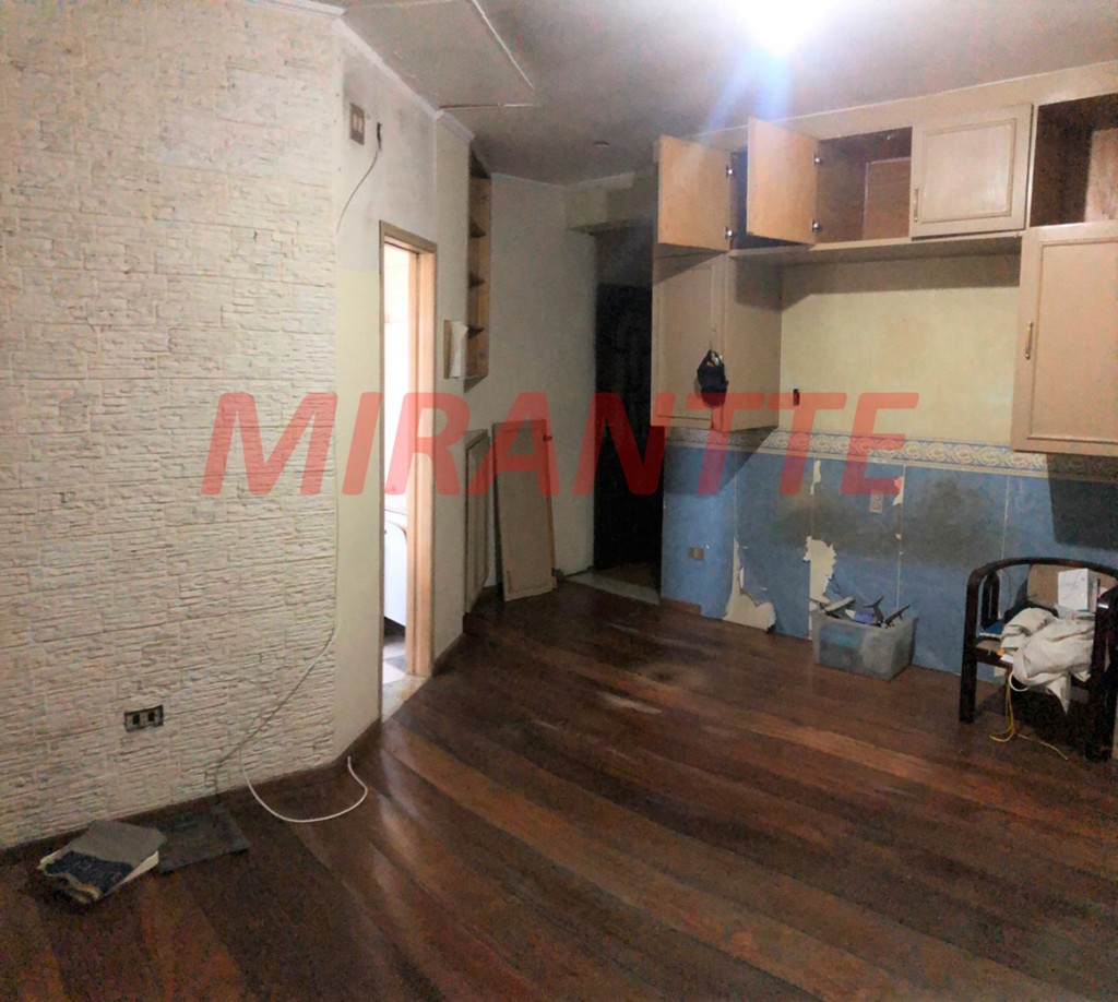 Sobrado de 250m² com 4 quartos em Vila Romero