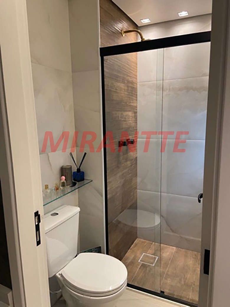 Apartamento de 55m² com 2 quartos em Vila Galvão