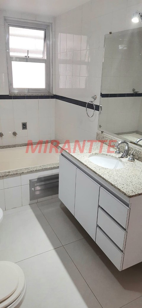 Apartamento com 3 quartos em Santana