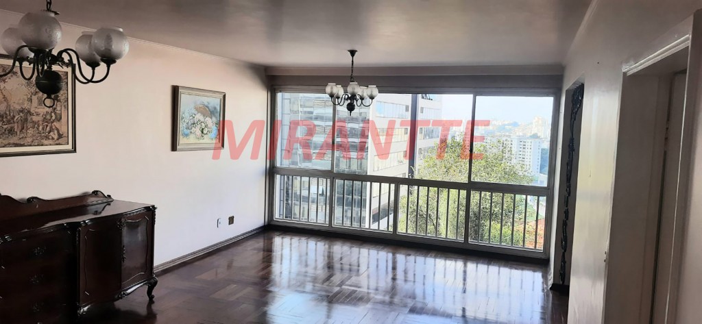 Apartamento com 3 quartos em Santana