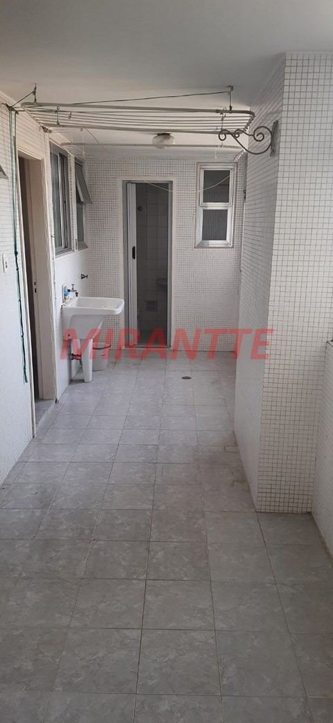 Apartamento com 3 quartos em Santana