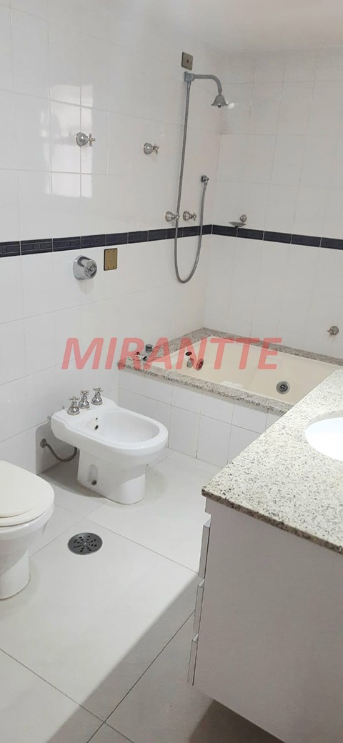 Apartamento com 3 quartos em Santana
