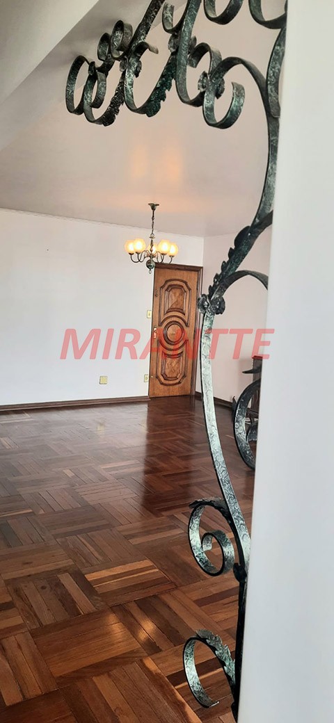 Apartamento com 3 quartos em Santana
