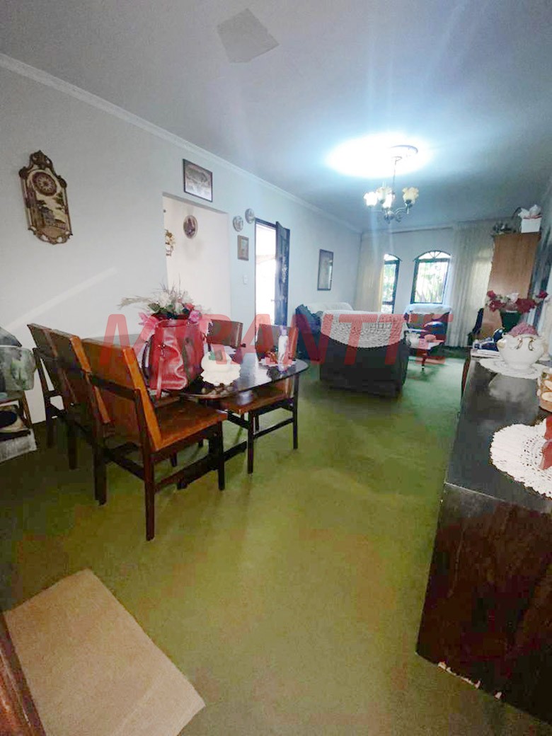 Casa terrea de 245m² com 4 quartos em Vila Harmonia