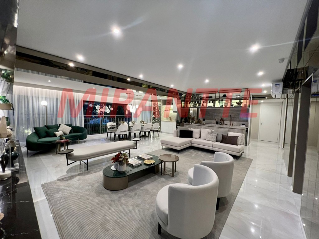 Apartamento com 3 quartos em Butantã