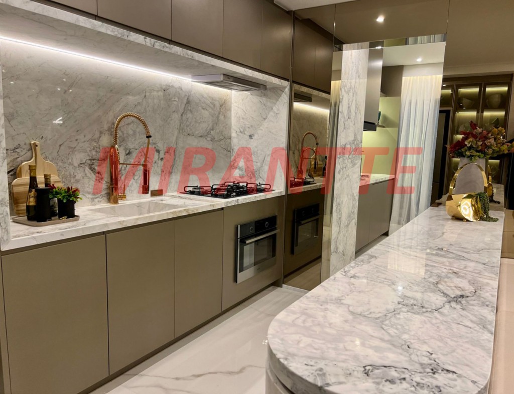 Apartamento com 3 quartos em Butantã
