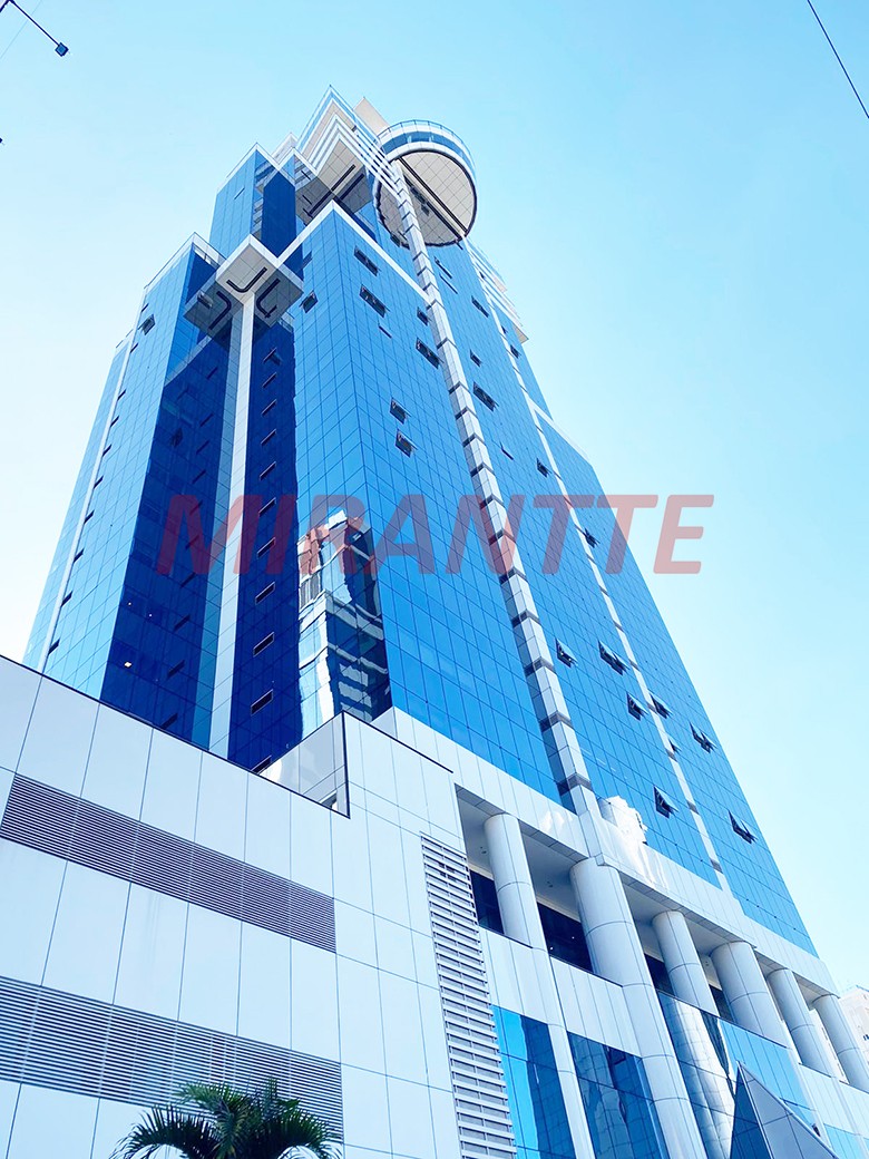 Comercial de 290m² em Santana